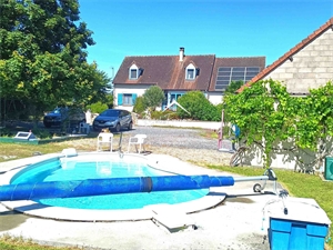 maison-villa à la vente -   86100  CHATELLERAULT, surface 244 m2 vente maison-villa - APR727263